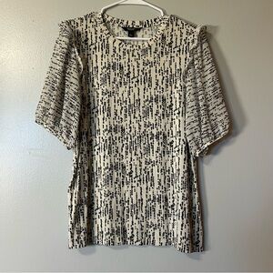 Simply Vera Women's Short Puff Ruffle Sleeve Sz Large White With Multicolor Dots